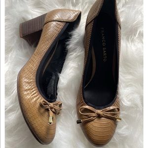 Round Toe Loafer with Tassel